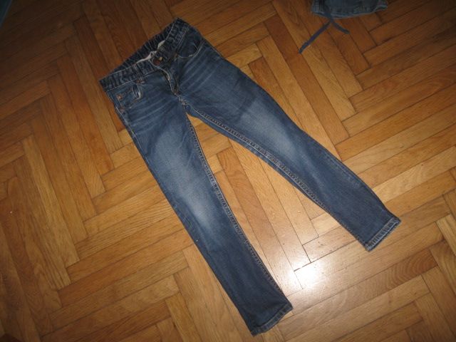 slim jeans kavbojke M&M vel.122, 3€