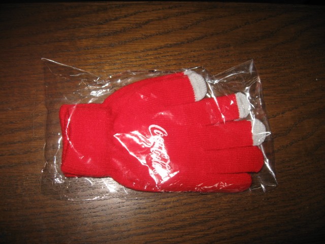 Nove rokavice Coca Cola, UNI velikost, 5€