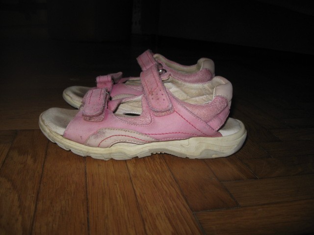 Sandali Ciciban št.34, 4€