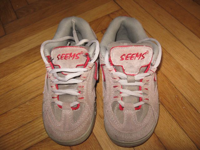 Opečnato rjavi športni čevlji za punco Seems, št.30, 4,5€