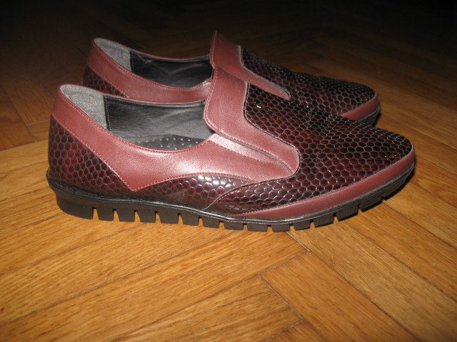 čevlji Tenders št.39, 7€