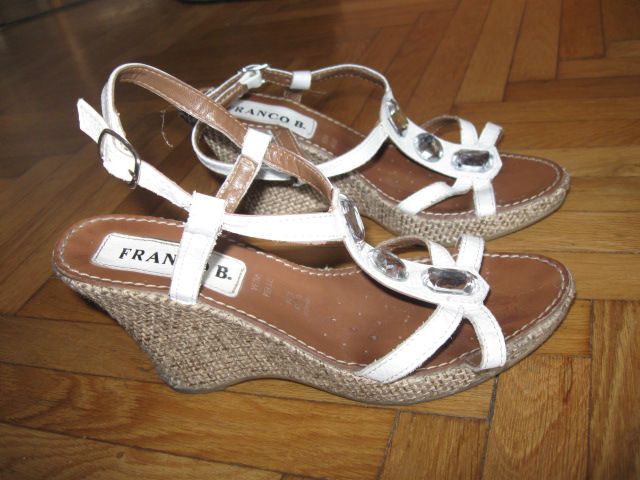 Poletni sandali s polno peto Franco št.38, 8€, nova cena 5€