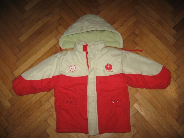 Dekliška bunda vel.116, 6€