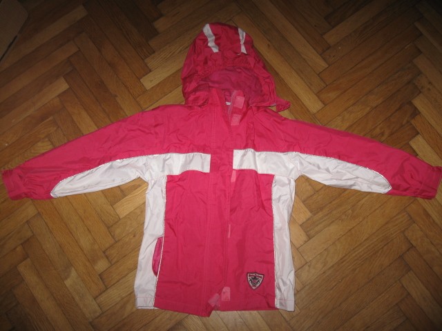 Prehodna jakna oz.vetrovka X-Mail vel.116/122, 3,5€