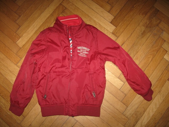 Dvostranska prehodna jakna Zara vel.116, 7€
