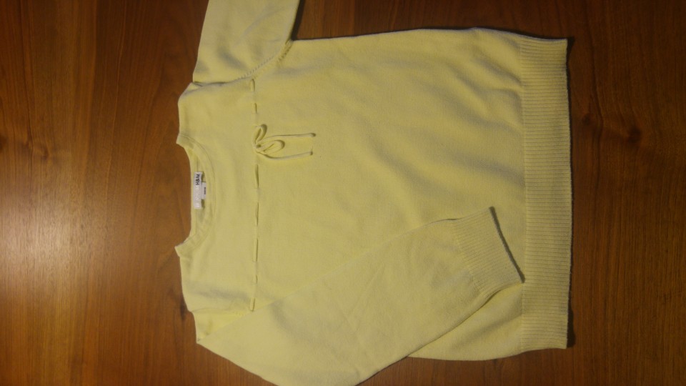 HM pulover 116, 3€