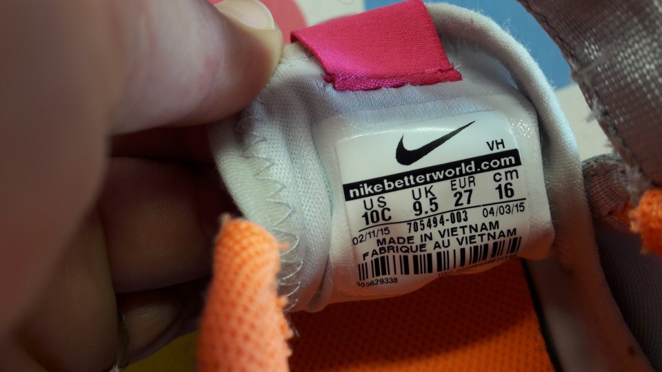 Nike 27      9€