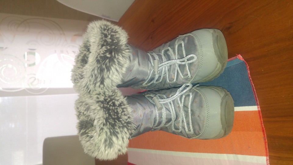 zimski škornji  30 31