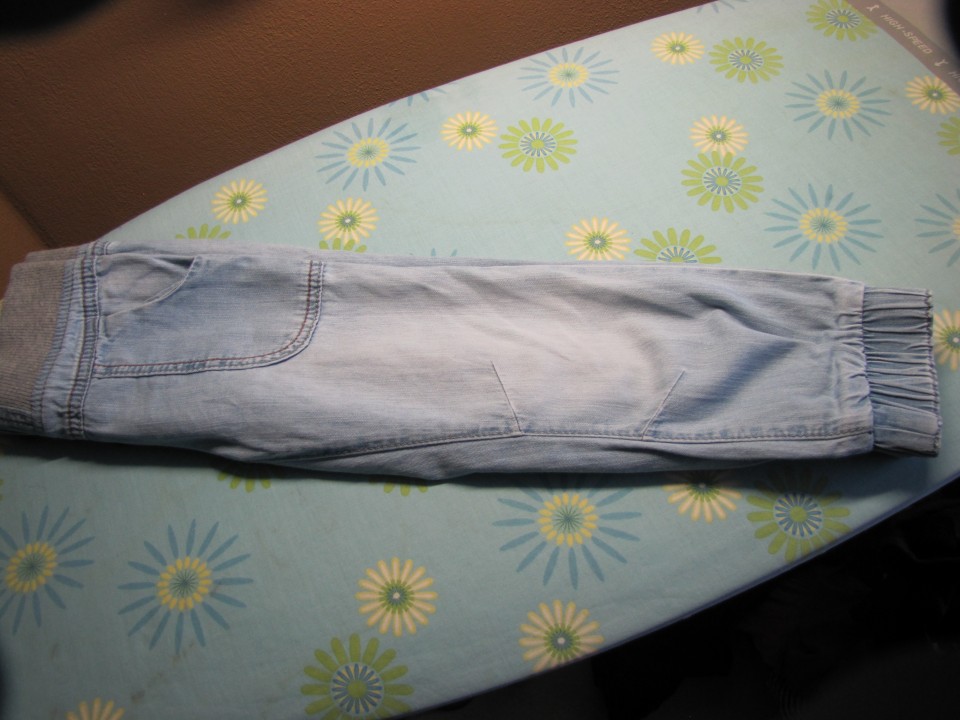 NEXT jeans hlače 110, 4€