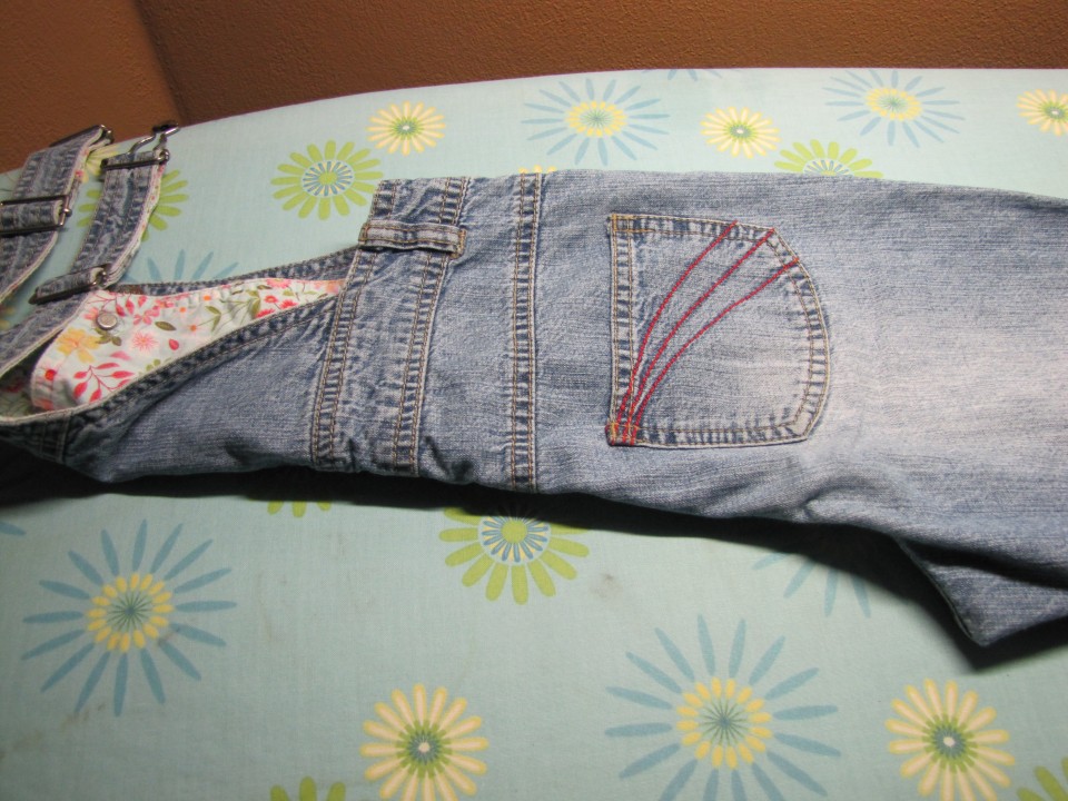 HM jeans hlače farmerke 104, 3€