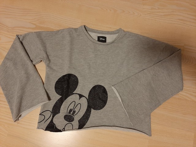Majica Disney - Only, št. XS, 8 eur z ptt