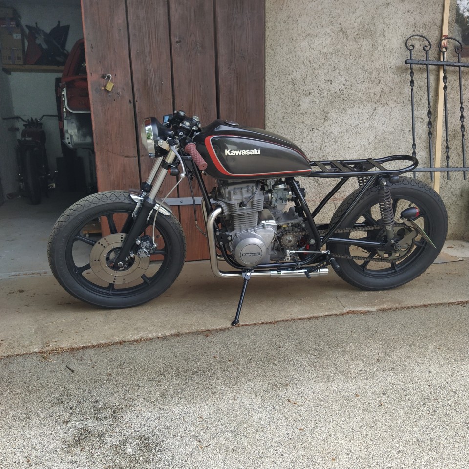 KZ400 - foto povečava