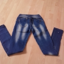jeans hlače 4€