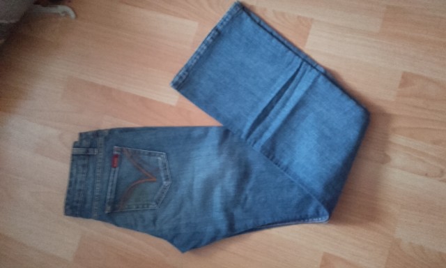 Hlače jeans tw 3€ - foto