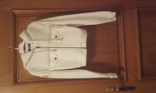 Jopa s kapuco tom t,7€ - foto