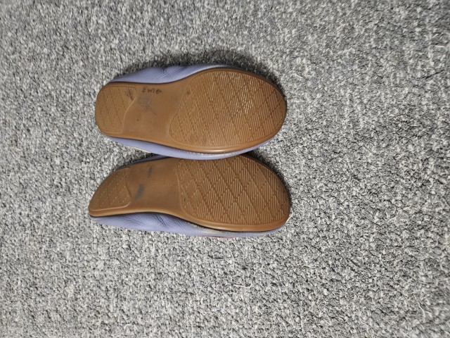 šolski copati 37- 5€ - foto