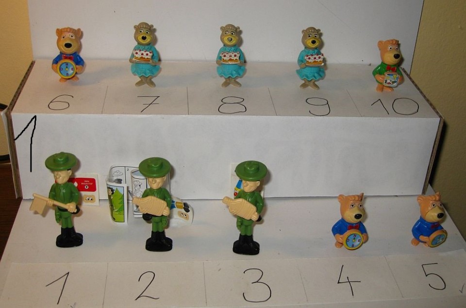 Kinder Jogy bear - foto povečava