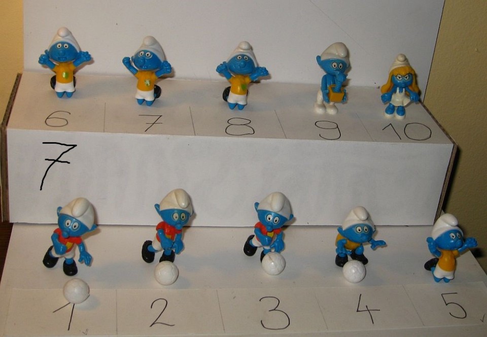 Kinder figurice - Smrkci - foto povečava