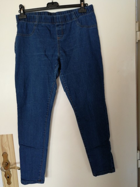 Jeans hlače z elastiko - foto