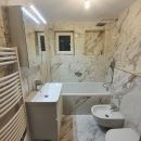 kopalnica svetli marmor