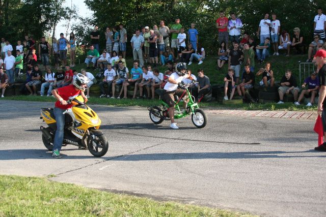 Skuter fest 2010 x - foto povečava