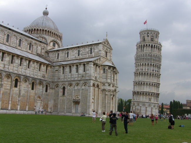 Pisa - foto povečava