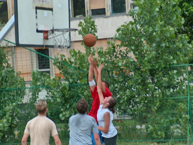 Košarka(Zaključek leta 2005) - foto