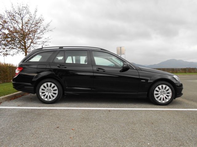 2011 mercedes-benz c220 t cdi - foto