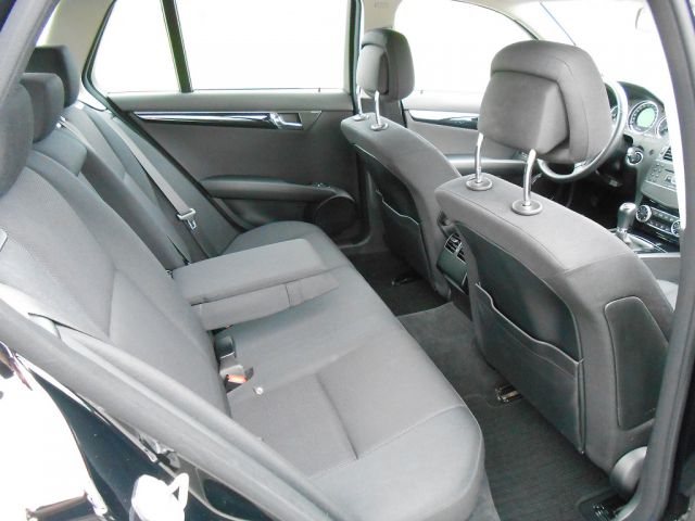 2011 mercedes-benz c220 t cdi - foto