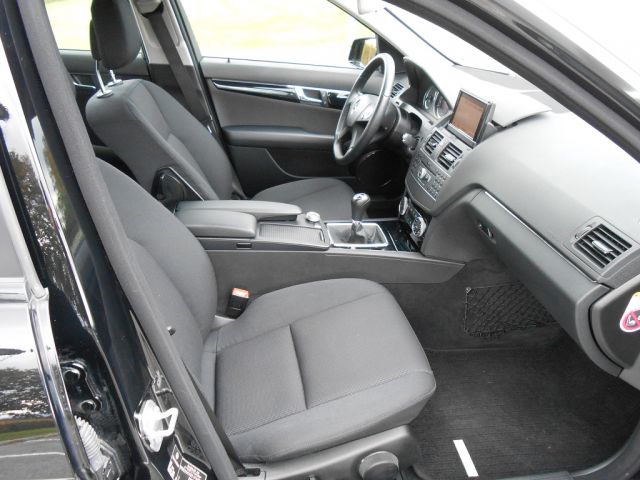 2011 mercedes-benz c220 t cdi - foto