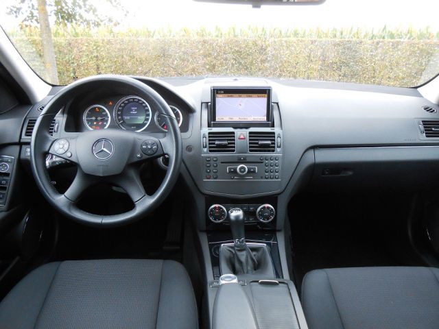 2011 mercedes-benz c220 t cdi - foto