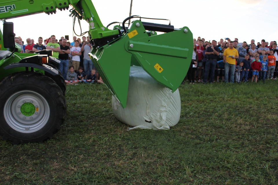 10. DTF DEMO - foto povečava