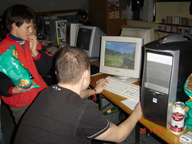 Lan party Ropoča - foto