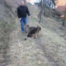 dvonožnik pa zaenkrat ni na voljo za posvojitev :)