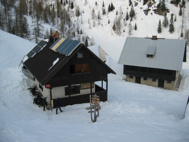 Blejska koča, Mrežce, 25.12.2005 - foto