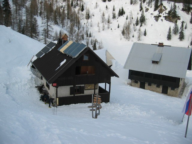 Blejska koča, Mrežce, 25.12.2005 - foto