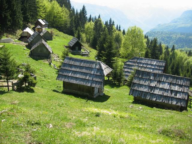 Zajamniki, Uskovnica, 20.5.2005 - foto