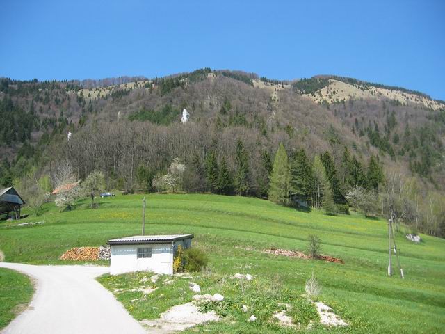 Čemšeniška planina, Krvavica, 27.4.2005 - foto