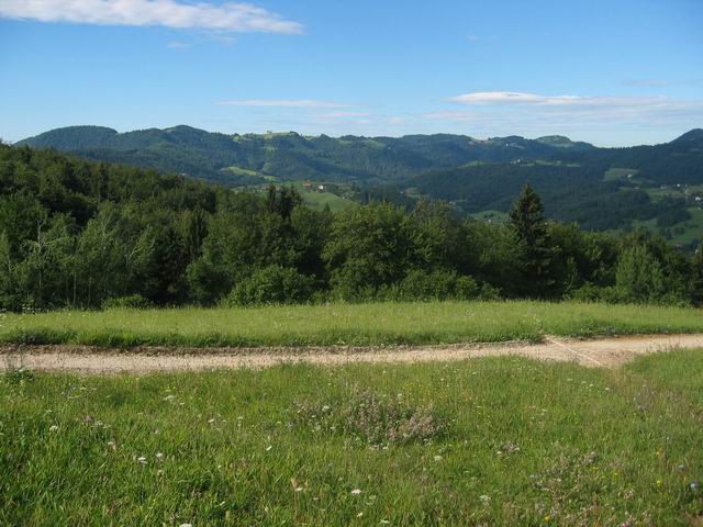 Grmada, Tošč, 15.8.2004 - foto povečava