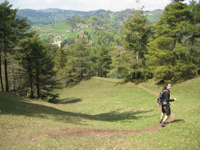 Grmada, Tošč, Selo, Črni vrh, 2.5.2004 - foto povečava