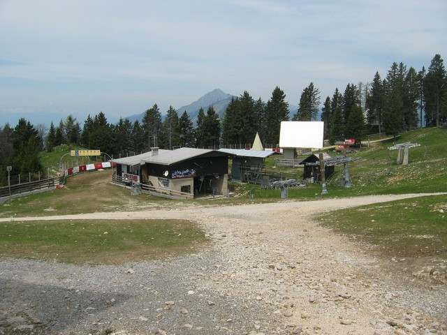 Planinski dom na Gospincu, 22.5.2005 - foto
