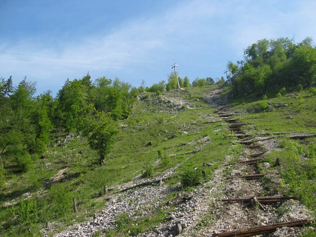 Planinski dom na Gospincu, 22.5.2005 - foto povečava