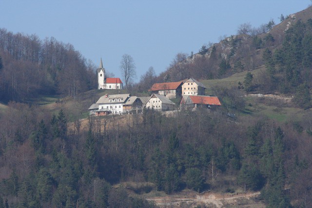 Koreno nad Horjulom, 14.4.2006 - foto povečava