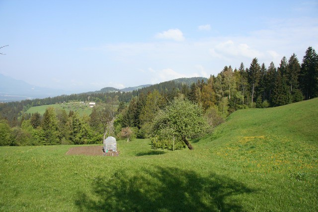 Čni vrh, Ribniška koča, 10.5.2006 - foto