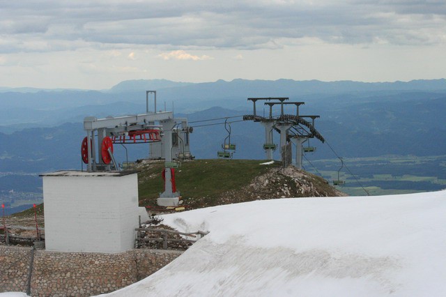 Dom na Gospincu, Krvavec, Veliki Zvoh, 4.6.20 - foto povečava