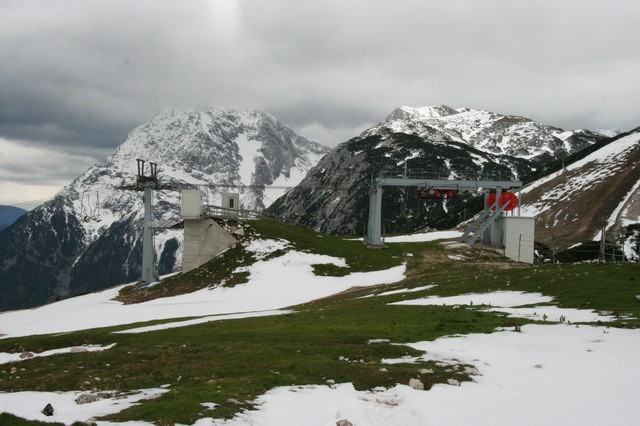 Dom na Gospincu, Krvavec, Veliki Zvoh, 4.6.20 - foto