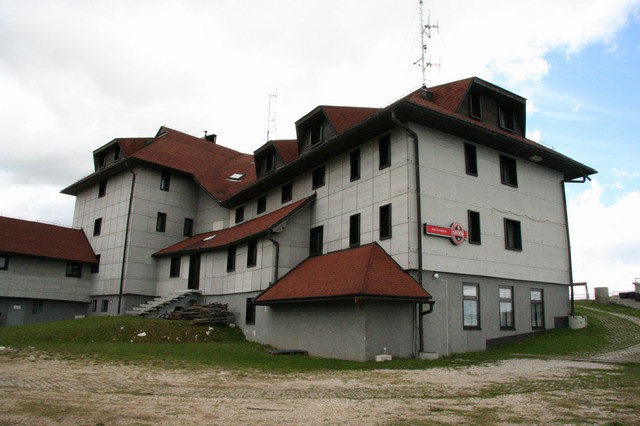 Dom na Gospincu, Krvavec, Veliki Zvoh, 4.6.20 - foto