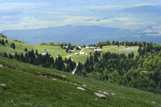 Dom na Gospincu, Krvavec, Veliki Zvoh, 4.6.20 - foto povečava