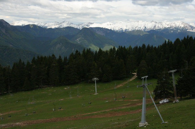 Dom na Gospincu, Krvavec, Veliki Zvoh, 4.6.20 - foto povečava