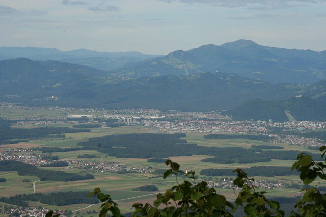 Dom na Gospincu, Krvavec, Veliki Zvoh, 4.6.20 - foto povečava